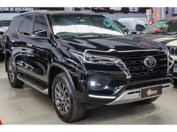 Toyota Hilux SW4