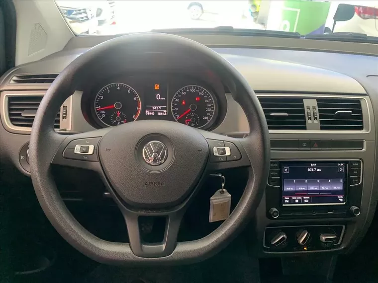 Volkswagen Fox Branco 3