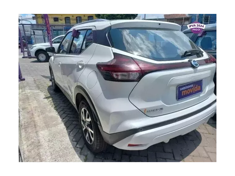 Nissan Kicks Branco 3