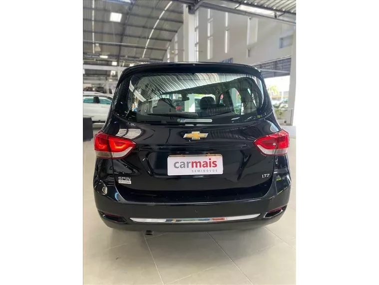 Chevrolet Spin Preto 6