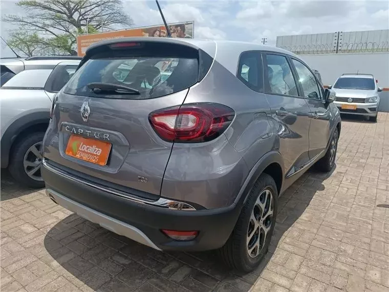 Renault Captur Cinza 4