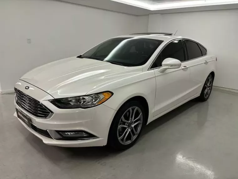 Ford Fusion Branco 3