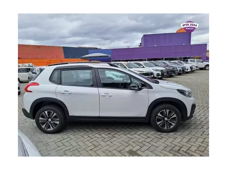 Peugeot 2008 Branco 5