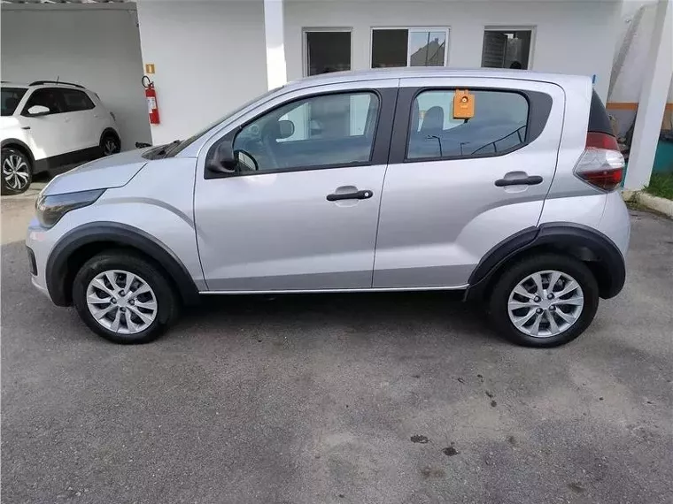 Fiat Mobi Prata 7