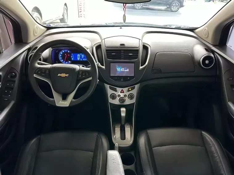 Chevrolet Tracker Preto 3