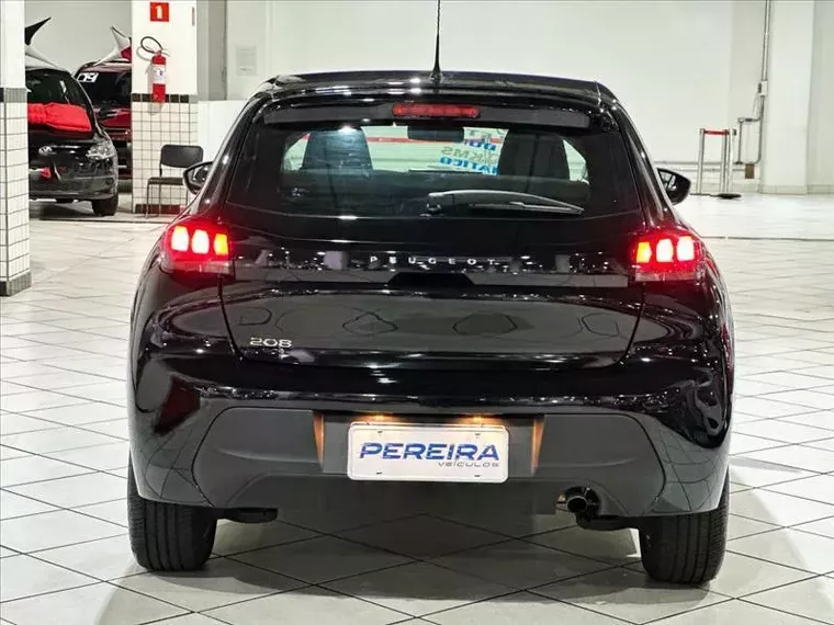 Peugeot 208 Prata 10