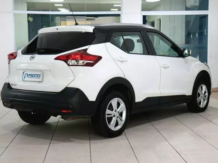 Nissan Kicks Branco 8