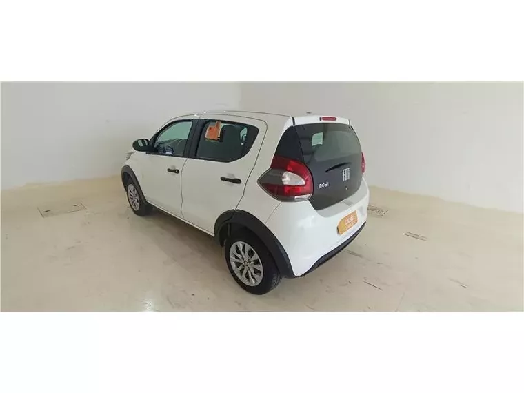 Fiat Mobi Branco 15