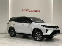 Toyota Hilux SW4