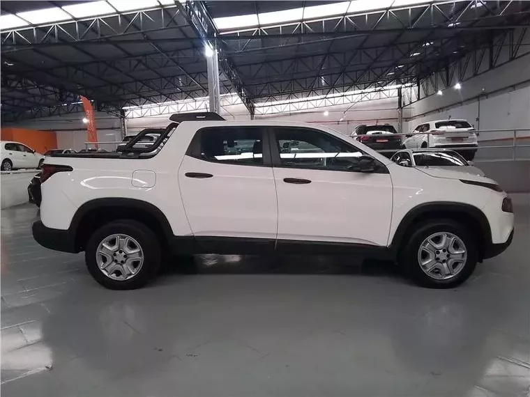 Fiat Toro Branco 2