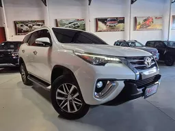 Toyota Hilux SW4