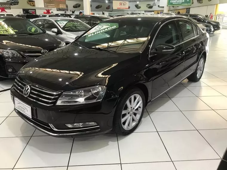 Volkswagen Passat Preto 13