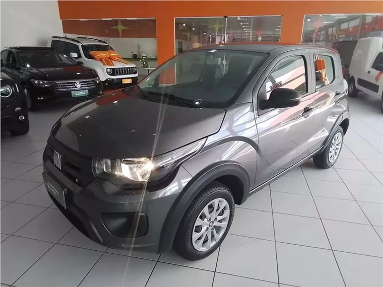 Fiat Mobi Prata 2