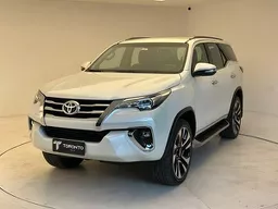 Toyota Hilux SW4