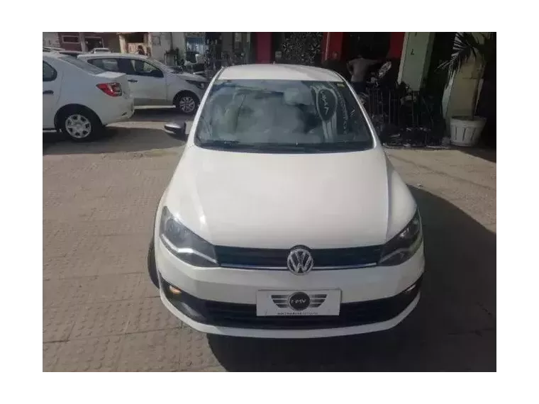 Volkswagen Gol Branco 6