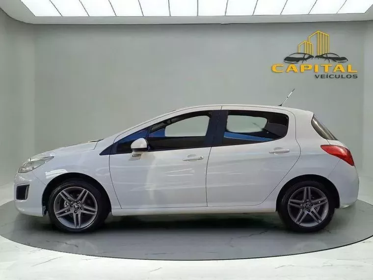 Peugeot 308 Branco 8