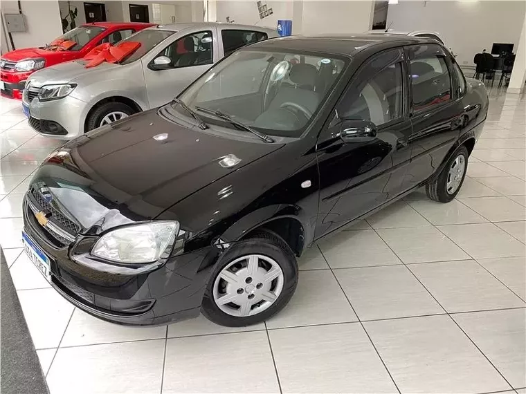 Chevrolet Classic Preto 1