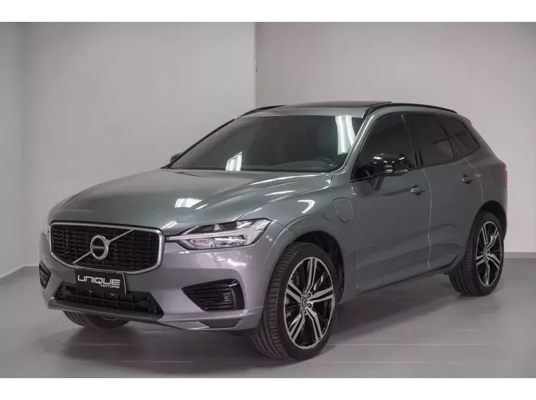 Volvo XC60 Cinza 4