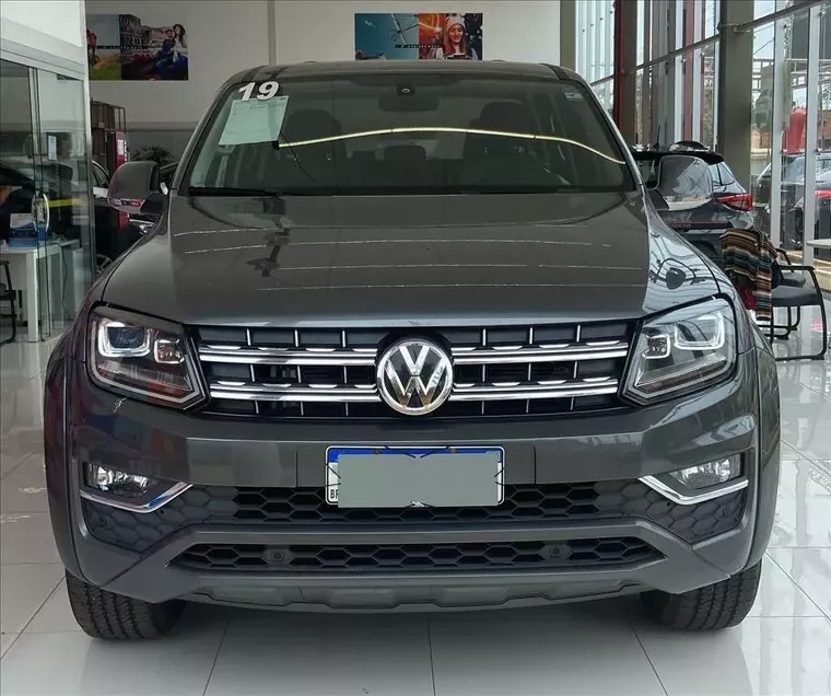 Volkswagen Amarok Cinza 7