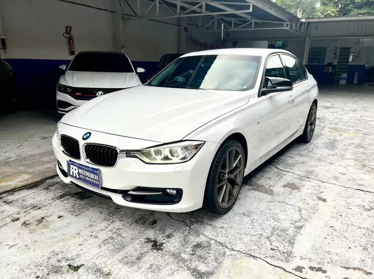 BMW 320i Branco 3