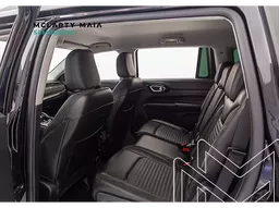 Jeep Commander
