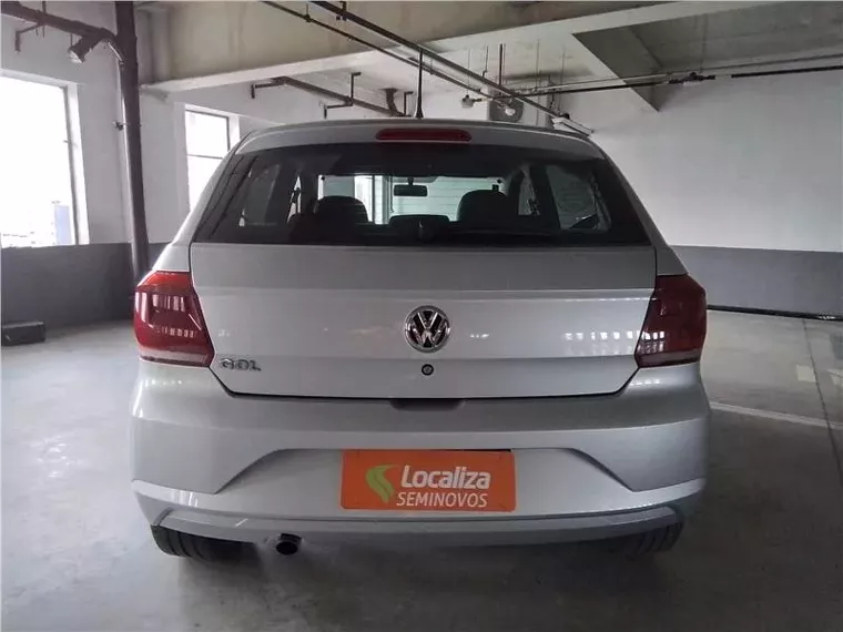 Volkswagen Gol Prata 14