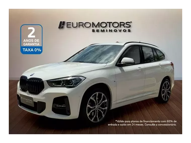 BMW X1 Branco 10