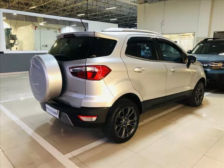 Ford Ecosport Prata 12