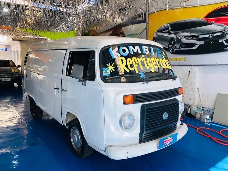 Volkswagen Kombi Branco 10