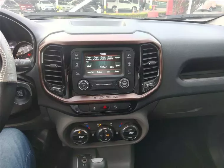 Fiat Toro Branco 7