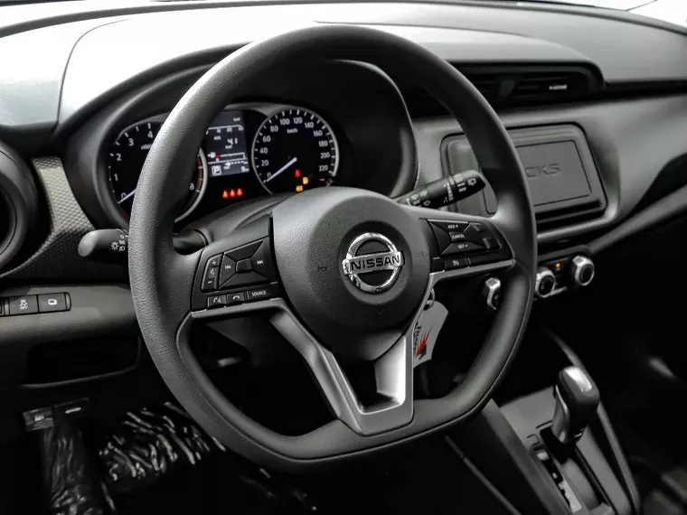 Nissan Kicks Cinza 6