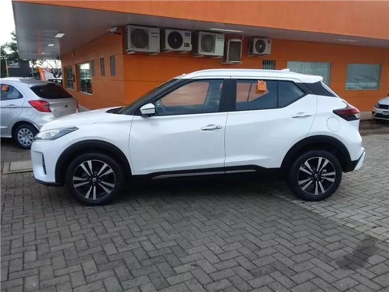 Nissan Kicks Branco 7