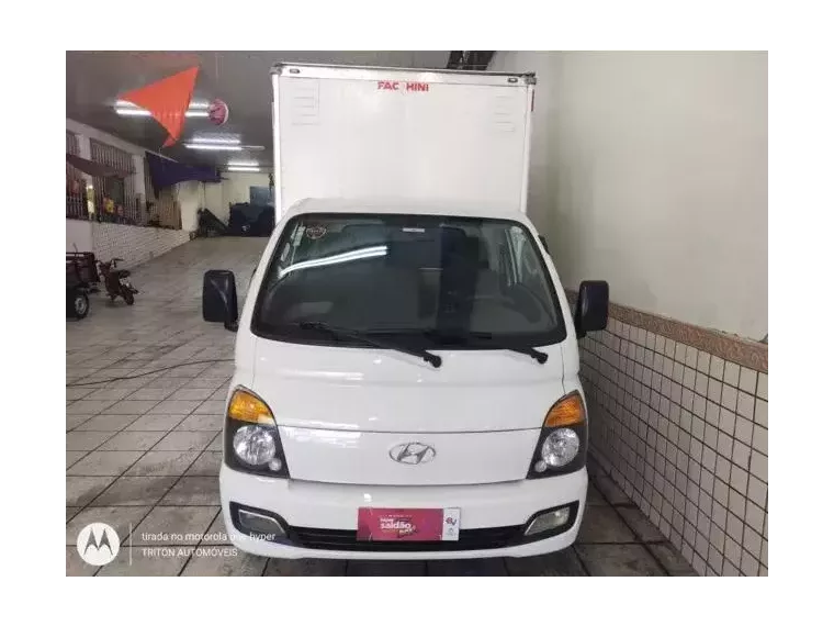 Hyundai HR Branco 1