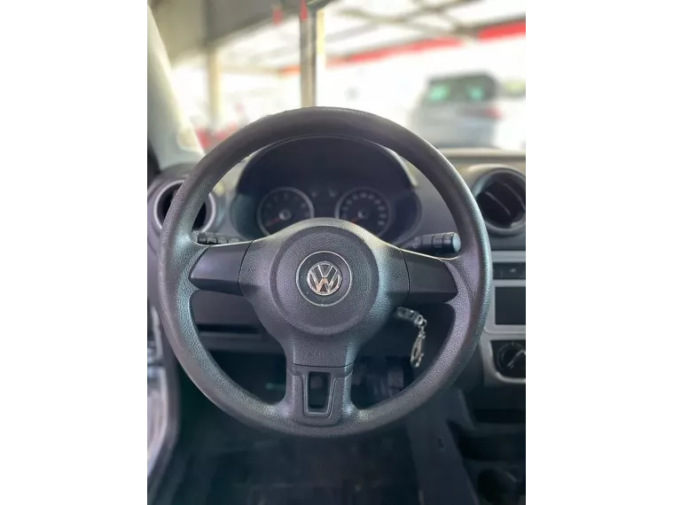 Volkswagen Voyage Prata 4