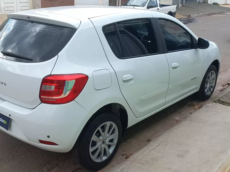 Renault Sandero Branco 11