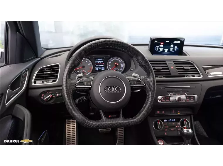Audi RS Q3 Branco 11