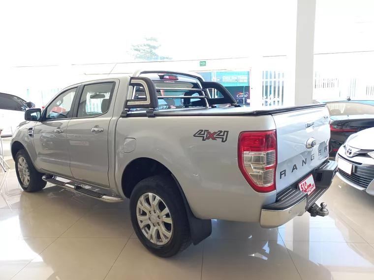 Ford Ranger Prata 21