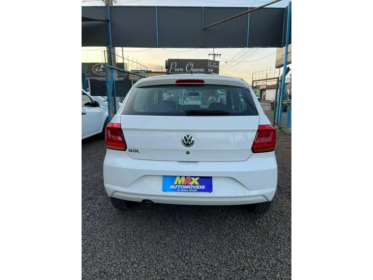 Volkswagen Gol Branco 7