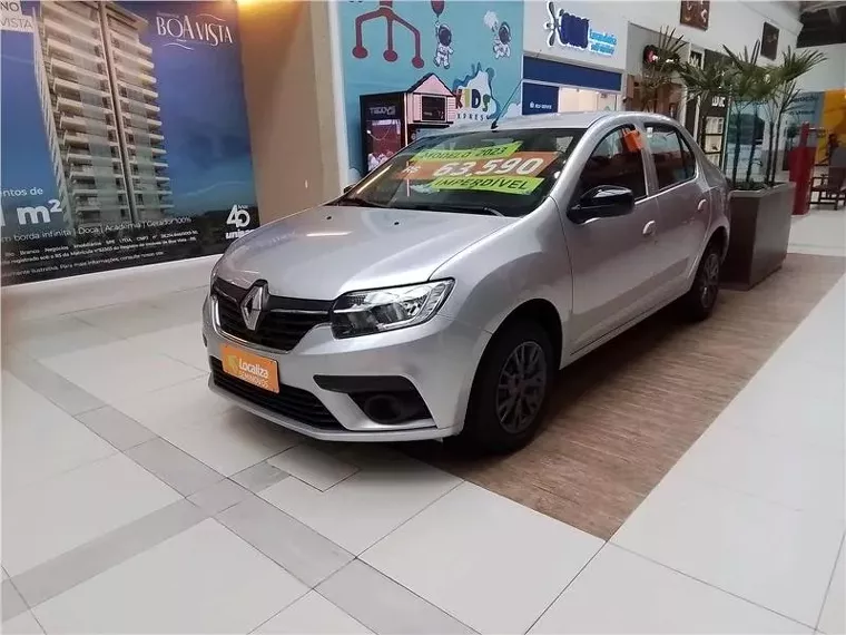 Renault Logan Prata 10