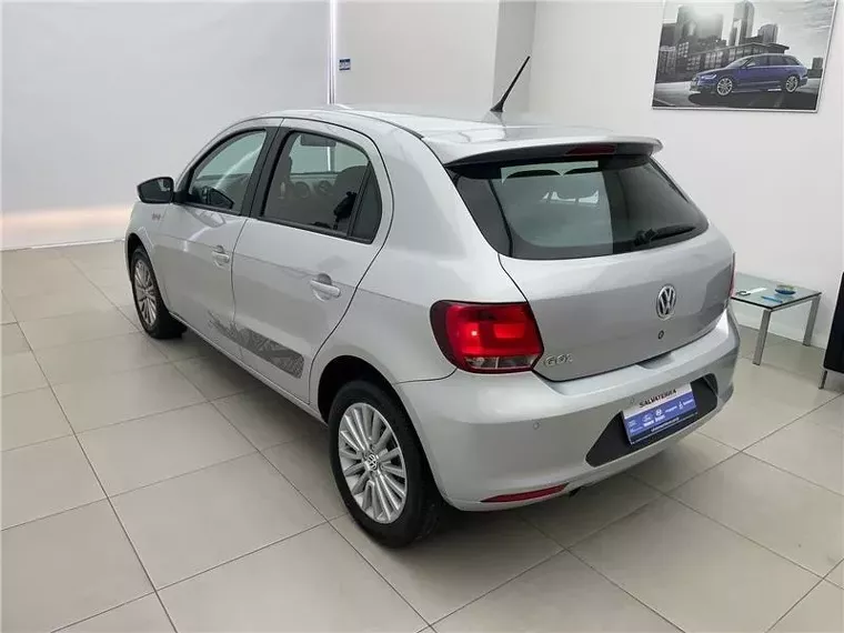 Volkswagen Gol Cinza 5