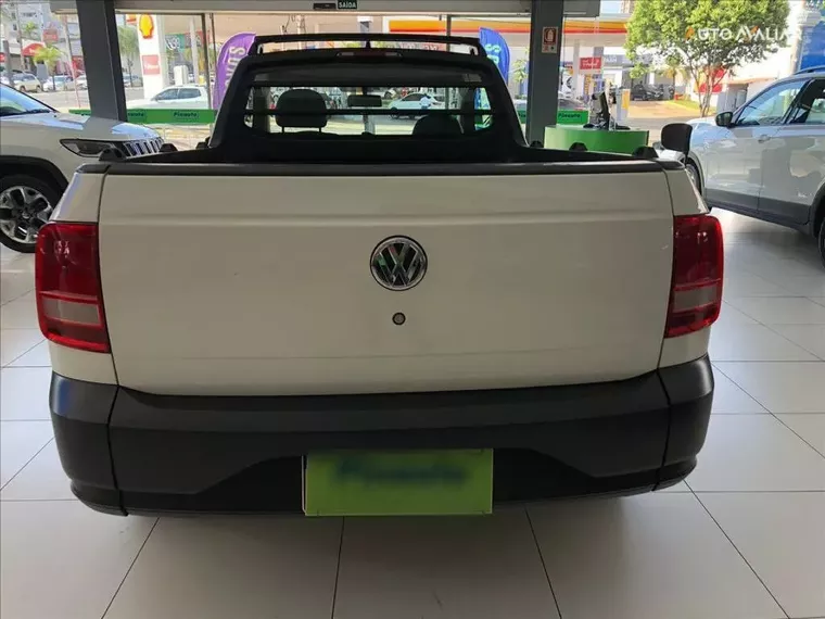 Volkswagen Saveiro Branco 5