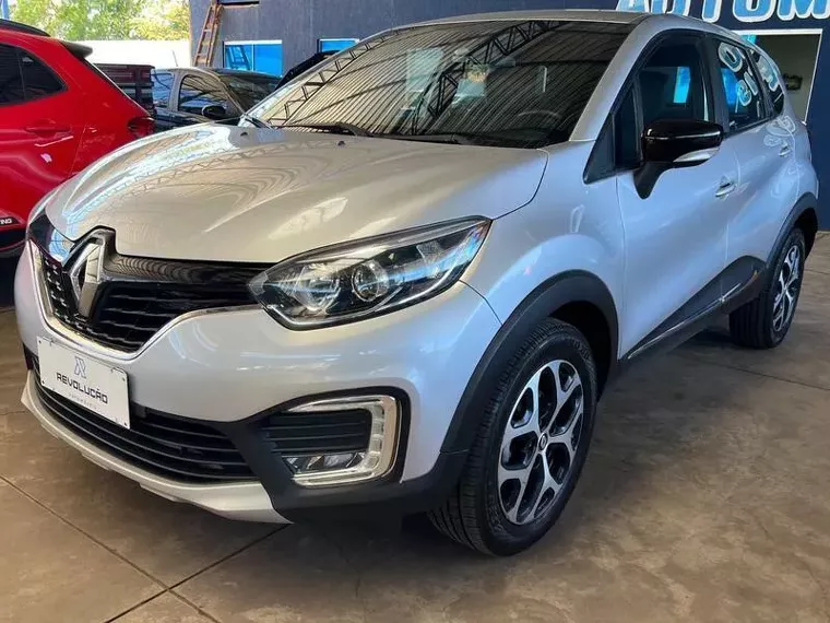 Renault Captur Prata 6