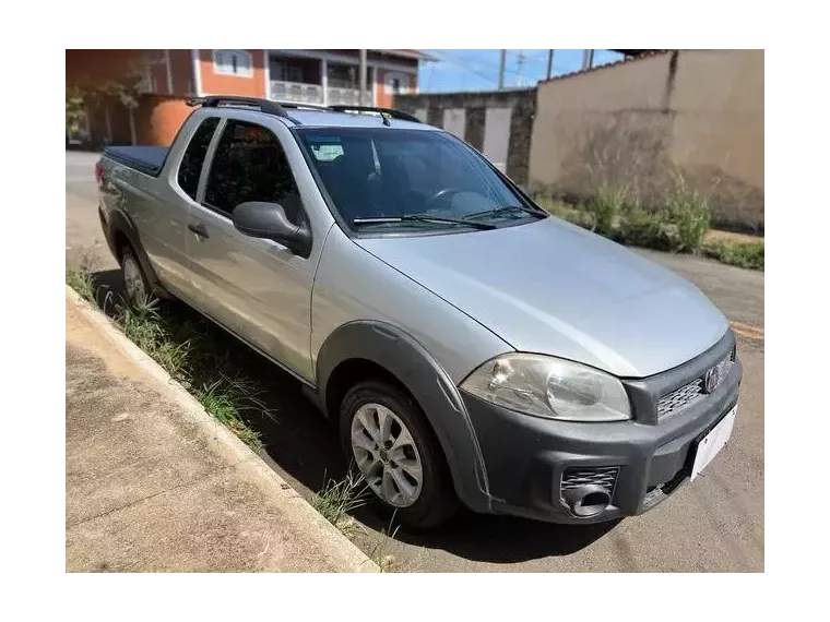 Fiat Strada Branco 10