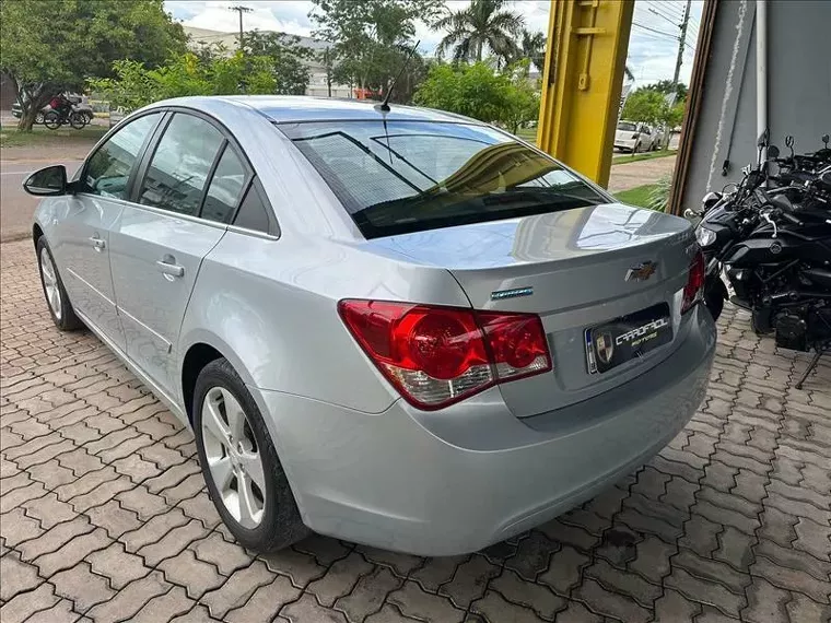 Chevrolet Cruze Prata 4