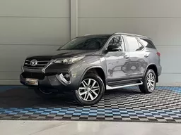Toyota Hilux SW4