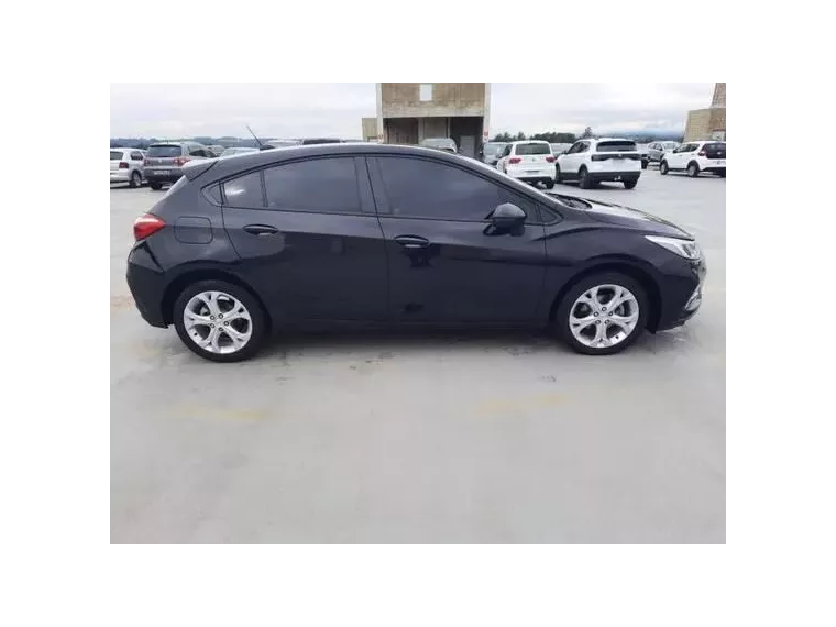 Chevrolet Cruze Preto 14