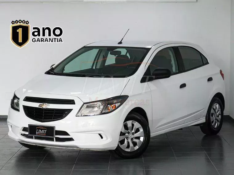 Chevrolet Onix Branco 11