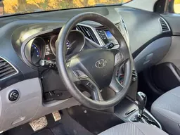 Hyundai HB20X