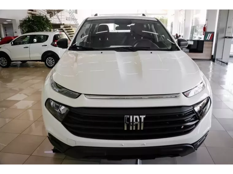 Fiat Toro Branco 4