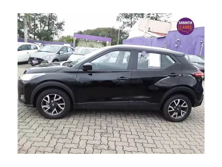 Nissan Kicks Preto 4